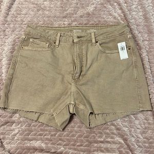 Old Navy NWT shorts Sz 12 Straight